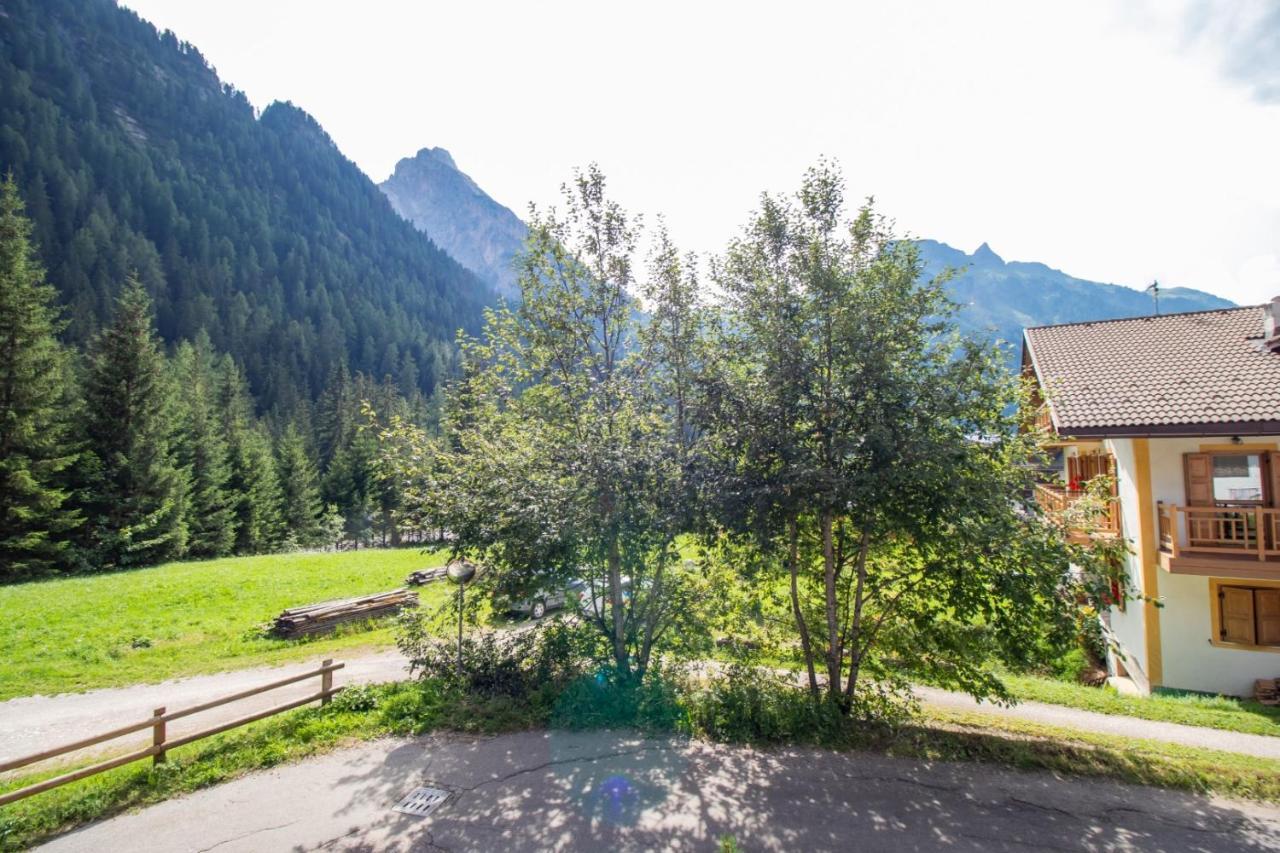 A Un Passo Dagli Impianti - Penia Di Canazei Bagian luar foto